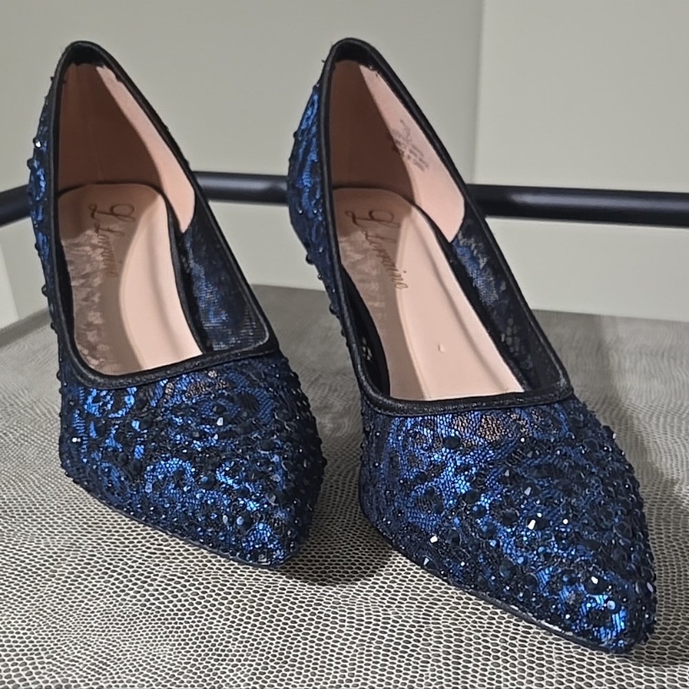 L Lorraine Navy And Black Sequin Lace Pointed-Toe Heels - Picture 3 of 13